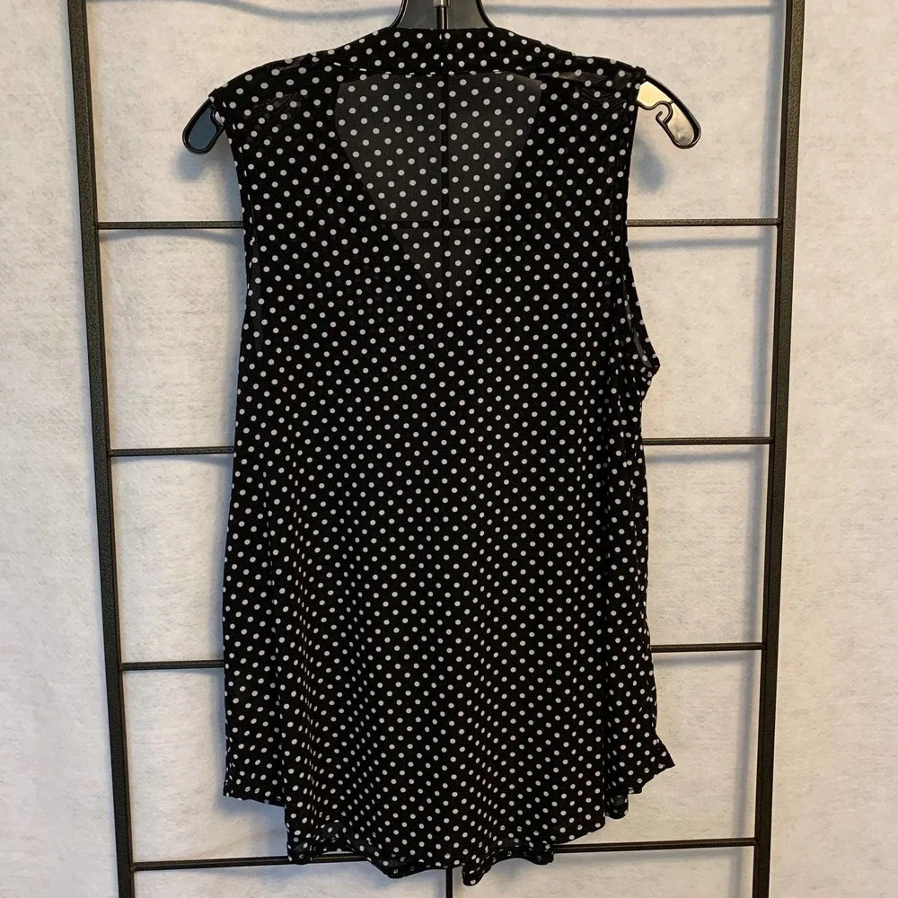 Ember Polka Dot Sleeveless Top Women's Size L‎